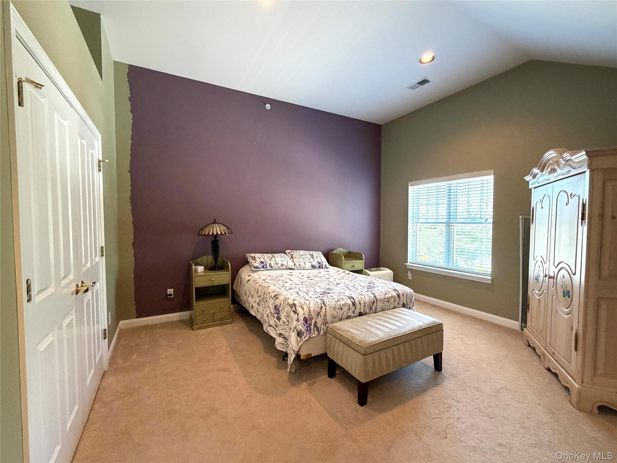 121 Winding Ridge Road White Plains, NY 10603 - Photo 23 of 43 Huge second bedroom with cathedral ceilings