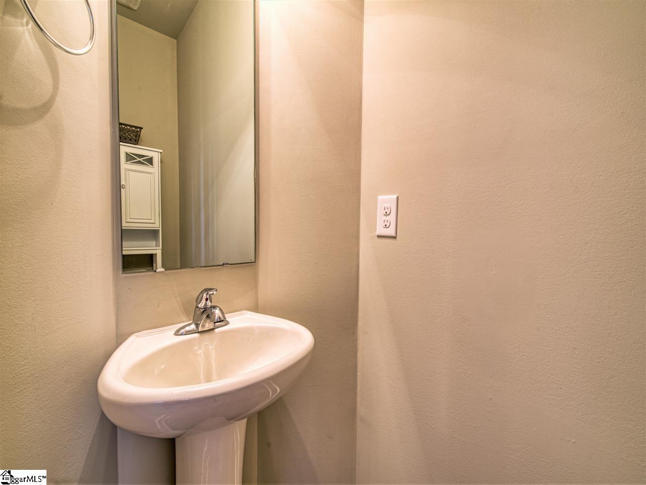 211 Meritage Street Greer, SC 29651 - Photo 30 of 33 Gallery Image 30