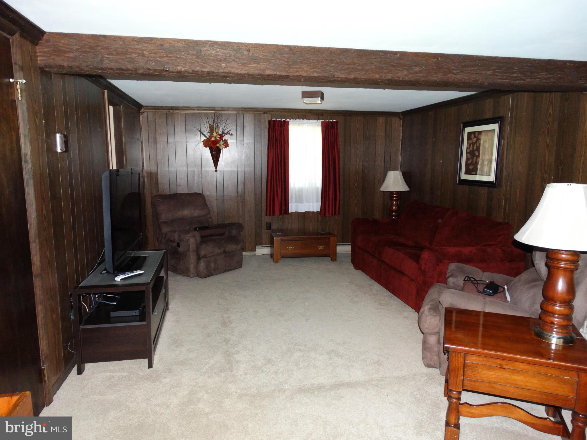 301 Hillcrest Road York, PA 17403 - Photo 21 of 25 Family Room