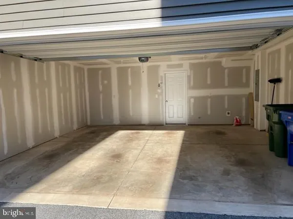 $2,495 | 3251 Mateer Lane, Mechanicsburg, PA 17055