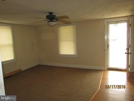 25250 Sotterley Road Hollywood, MD 20636 - Photo 10 of 20 an empty room with a window