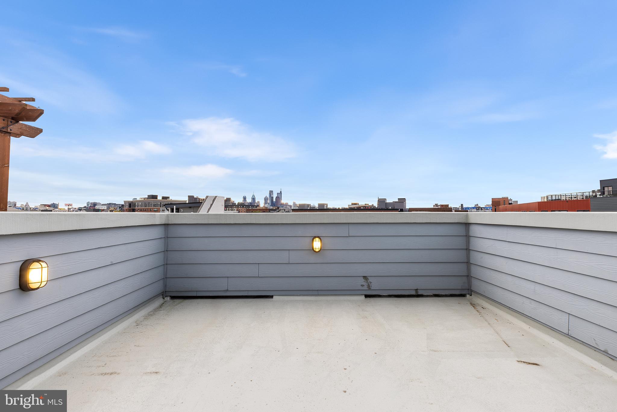 1323 Crease Street Philadelphia, PA 19125 - Photo 29 of 34