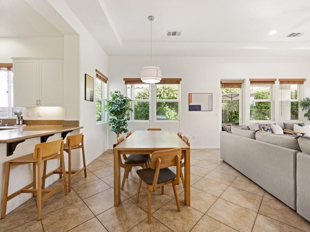 80872 Calle Azul La Quinta, CA 92253 - Photo 5 of 38 005_Dining Area