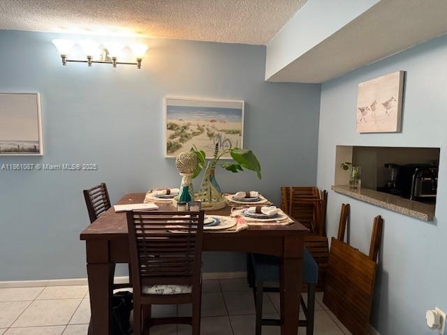 Horizons West Miami, FL 33183 - Photo 5 of 18 a view of a dining room with furniture and wooden floor