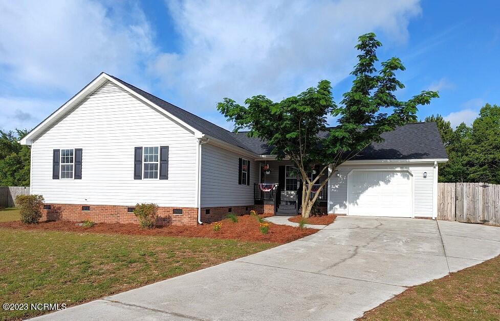 235 East Ridge Court Jacksonville, NC 28540 - Photo 1 of 20 FRONT