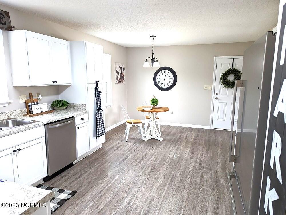 235 East Ridge Court Jacksonville, NC 28540 - Photo 10 of 20 235 E RIDGE DINING1