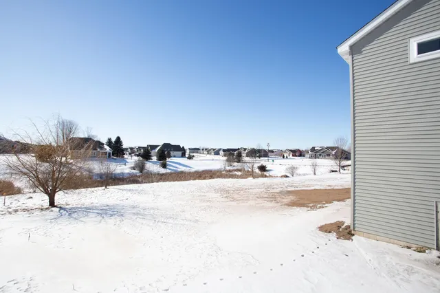 $390,000 | 1220 Corey Court, Osceola, WI 54020