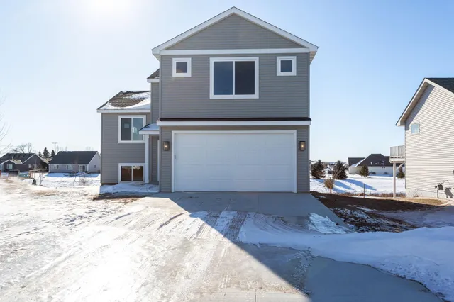 $390,000 | 1220 Corey Court, Osceola, WI 54020