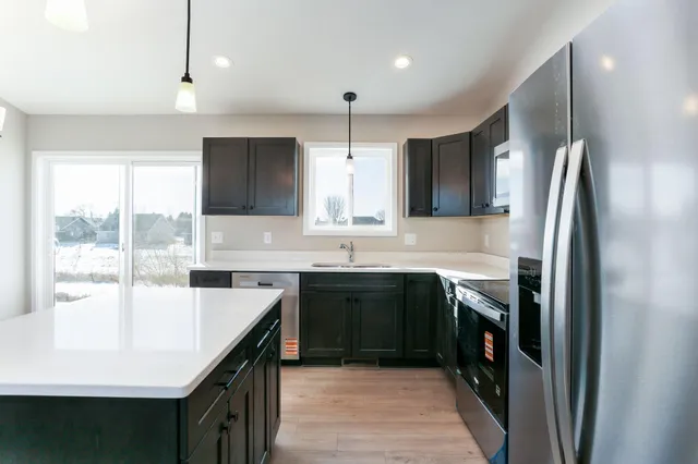 $390,000 | 1220 Corey Court, Osceola, WI 54020