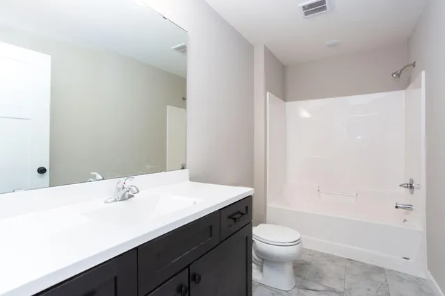 $390,000 | 1220 Corey Court, Osceola, WI 54020