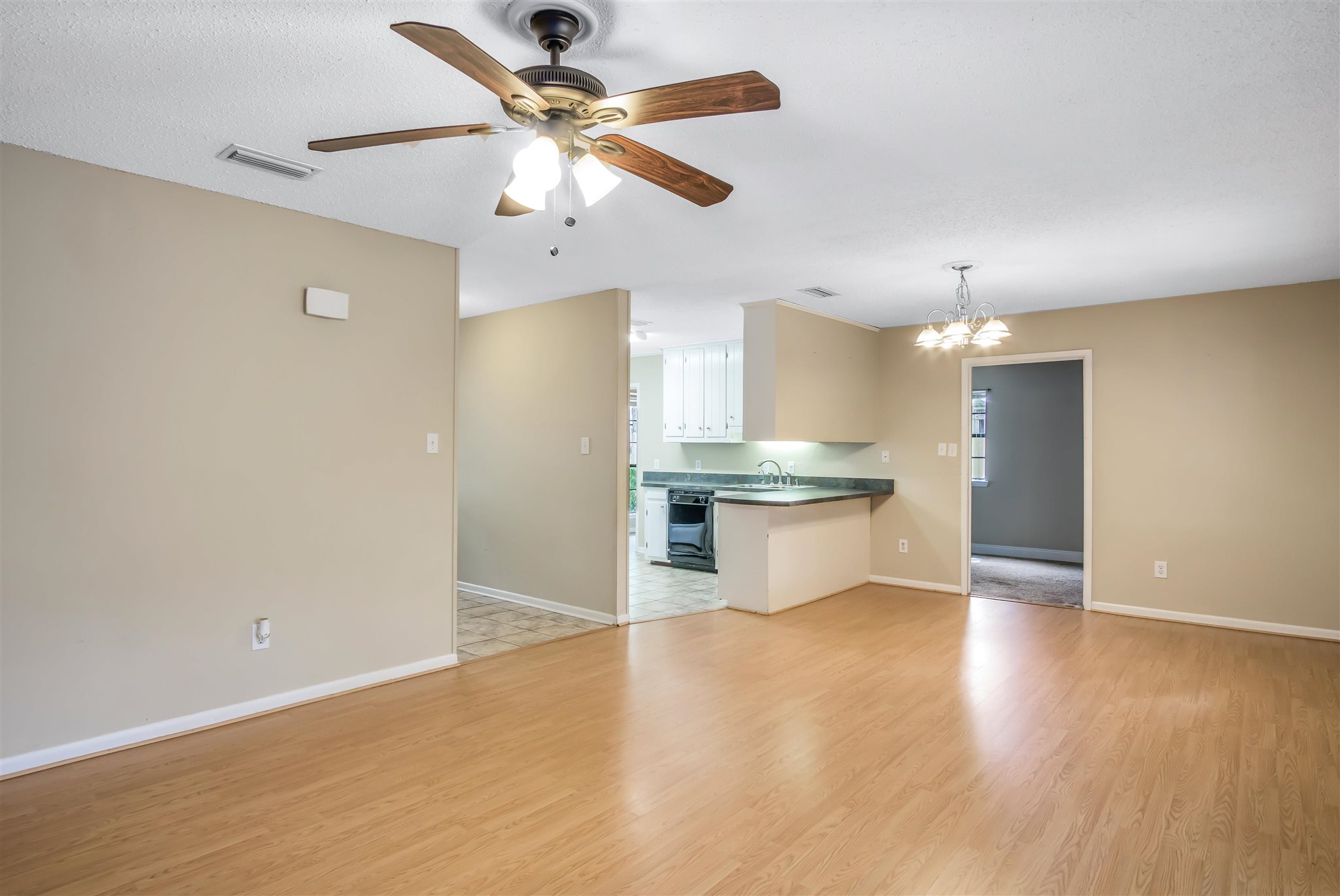 146 Montclair Loop Daphne, AL 36526 - Photo 5 of 24