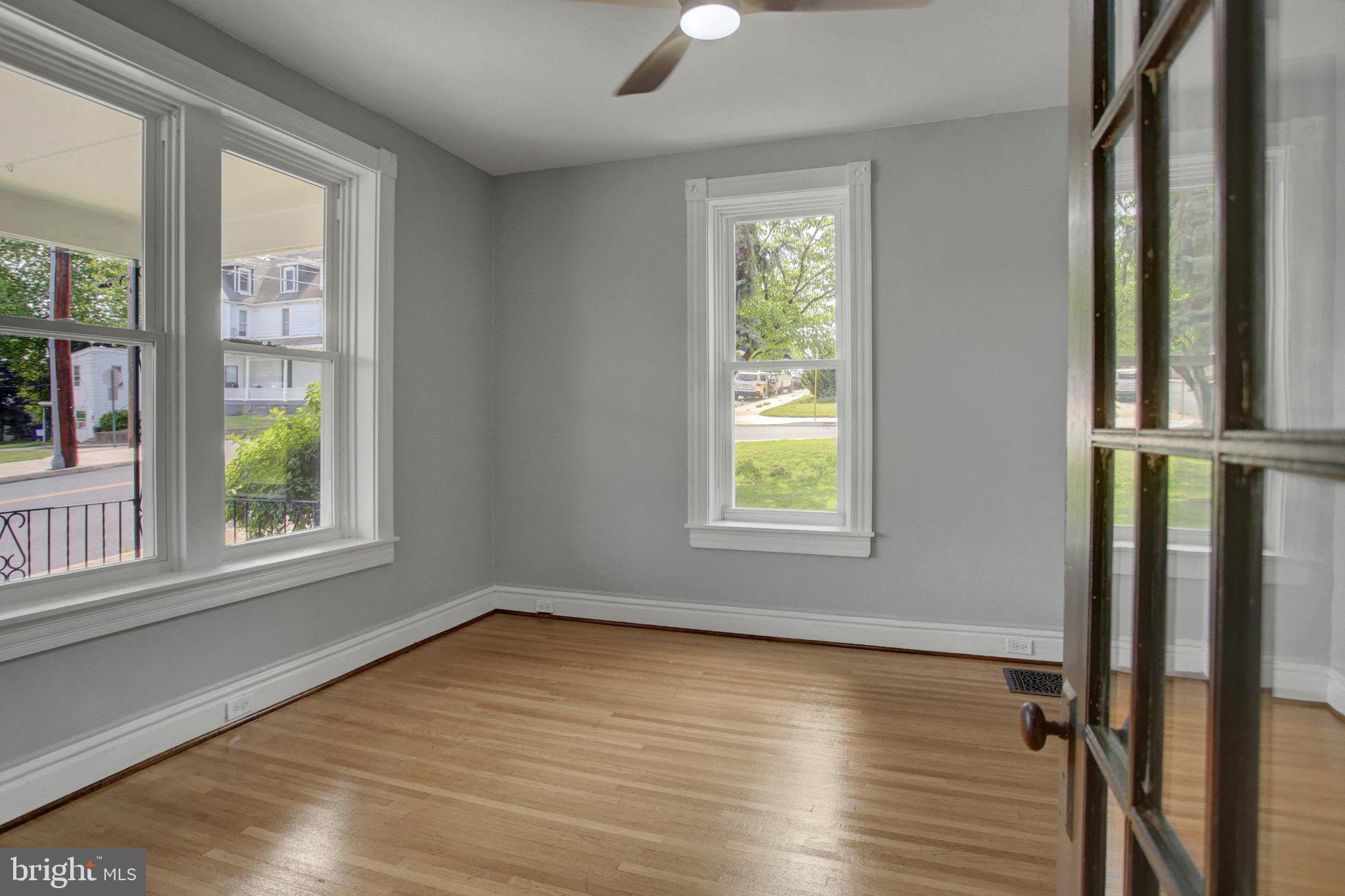 46 West 3rd Street Waynesboro, PA 17268 - Photo 11 of 44