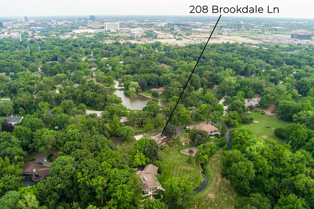$775,000 | 208 Brookdale Lane, Palatine, IL 60067