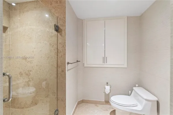 $7,800 | 4779 Collins Avenue, Unit 2204, Miami Beach, FL 33140