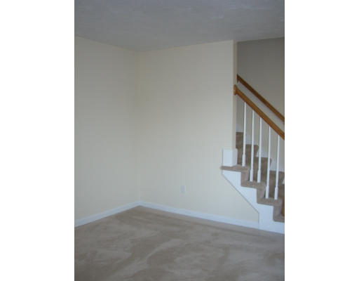 7 Rivers Edge, Unit 7 Clinton, MA 01510 - Photo 4 of 7 Gallery Image 4