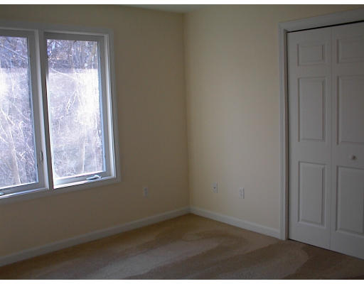 7 Rivers Edge, Unit 7 Clinton, MA 01510 - Photo 7 of 7 Gallery Image 7