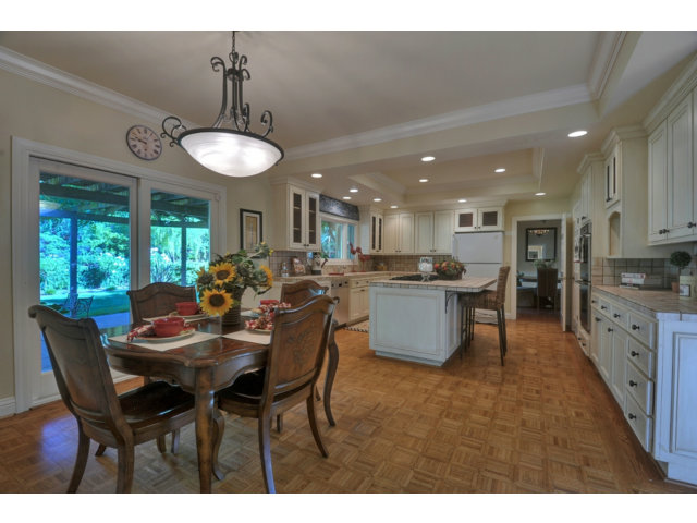 14130 Baleri Ranch Road Los Altos Hills, CA 94022 - Photo 11 of 23