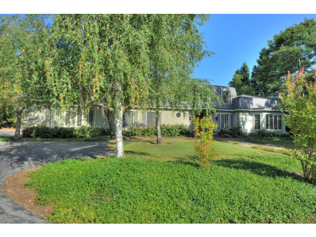 14130 Baleri Ranch Road Los Altos Hills, CA 94022 - Photo 2 of 23