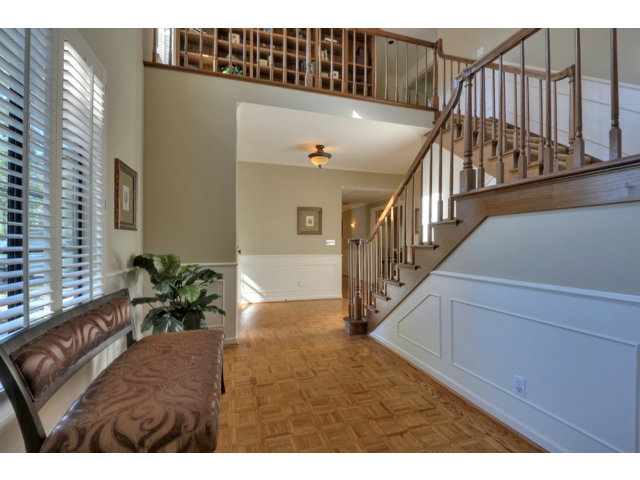 14130 Baleri Ranch Road Los Altos Hills, CA 94022 - Photo 3 of 23