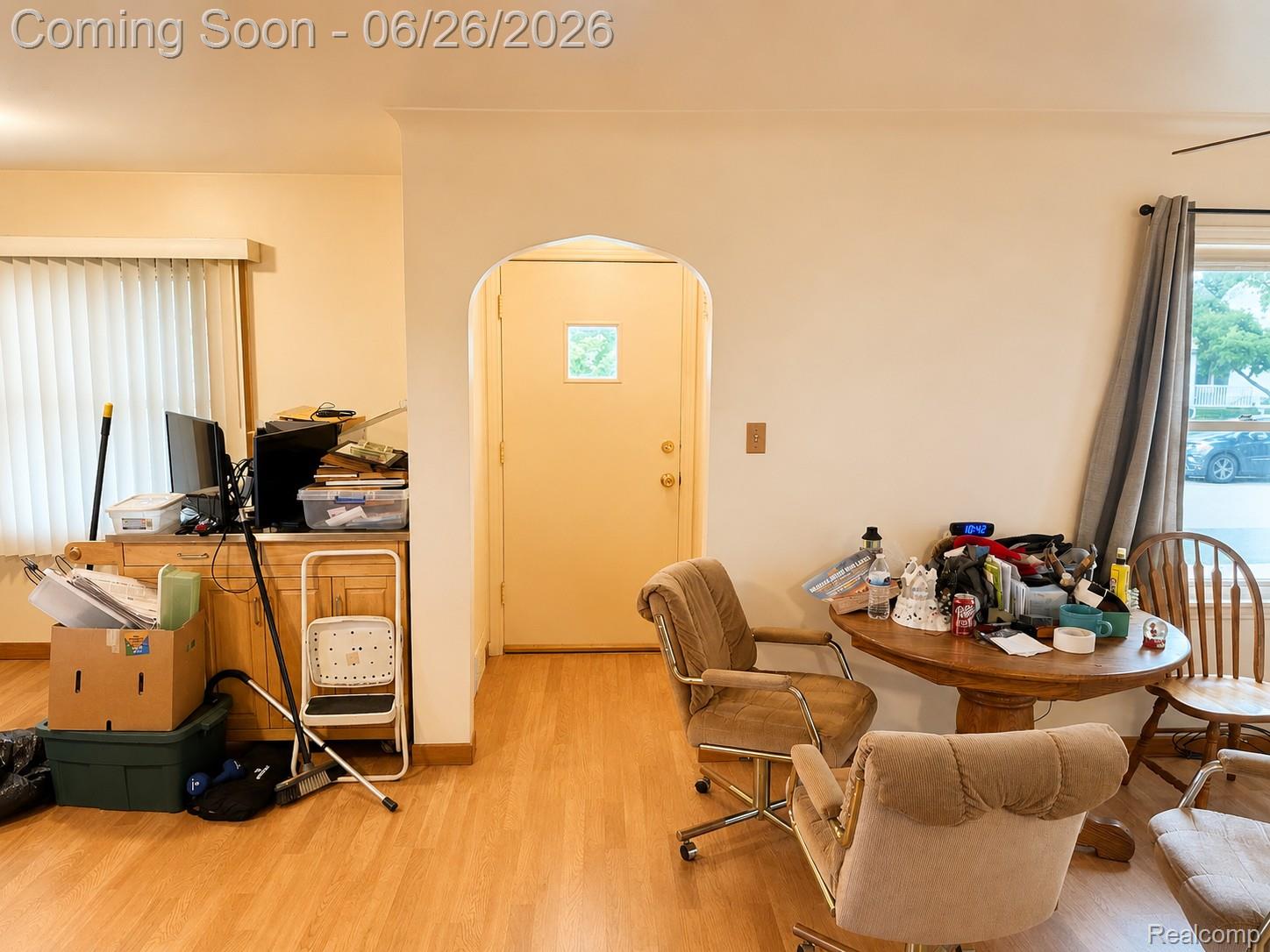 8056 Central Street Center Line, MI 48015 - Photo 5 of 25 101.jpeg