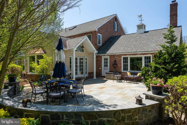 $1,685,000 | 325 South Valley Road, Paoli, PA 19301