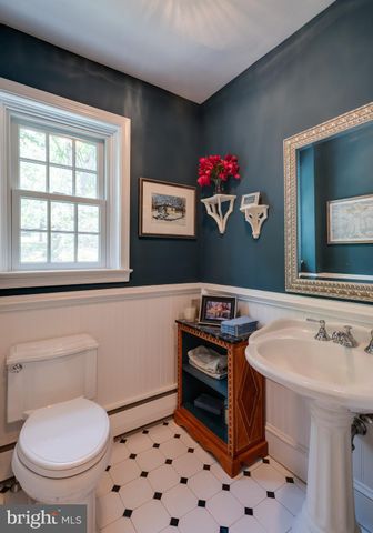 $1,685,000 | 325 South Valley Road, Paoli, PA 19301