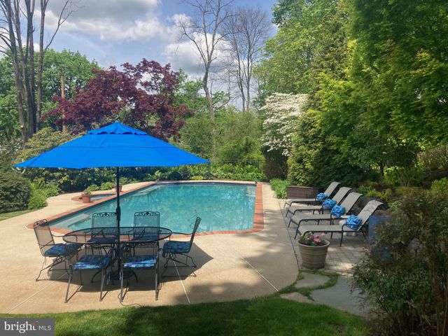 $1,685,000 | 325 South Valley Road, Paoli, PA 19301