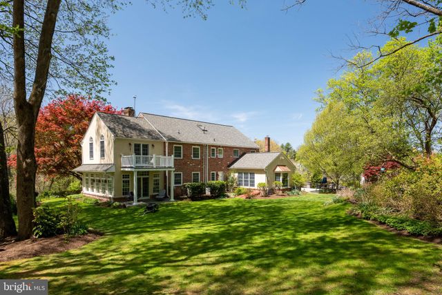 $1,685,000 | 325 South Valley Road, Paoli, PA 19301