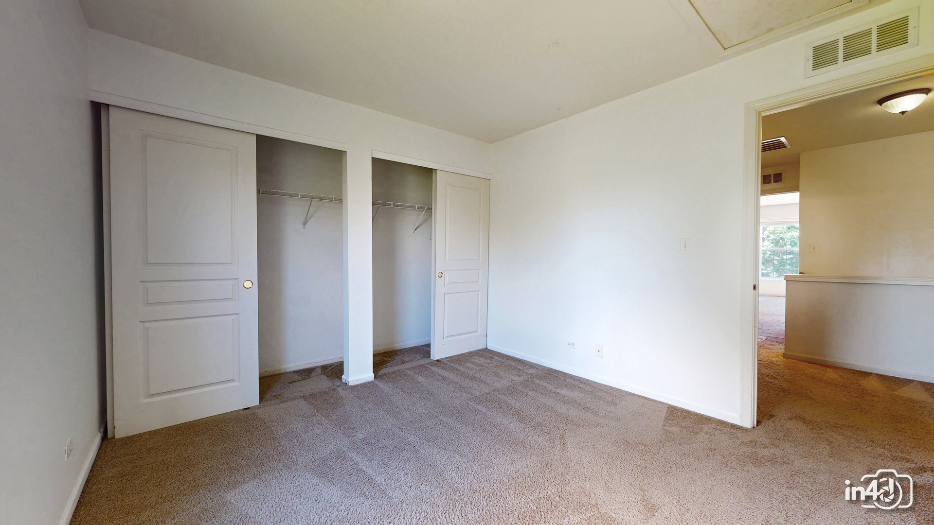 529 Metropolitan Street Aurora, IL 60502 - Photo 23 of 29 a view of an empty room