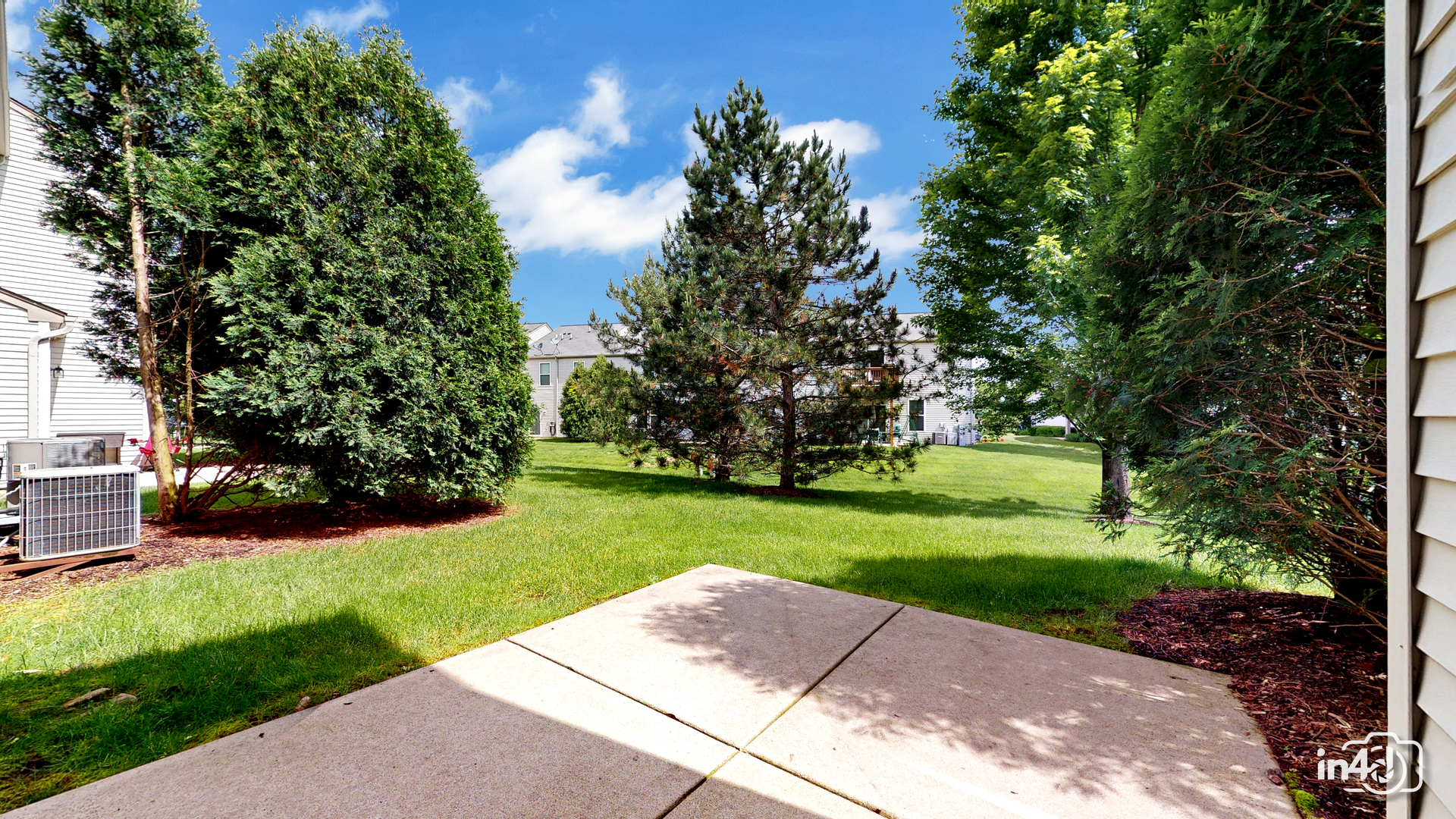 529 Metropolitan Street Aurora, IL 60502 - Photo 8 of 29 a view of a park with plants and trees