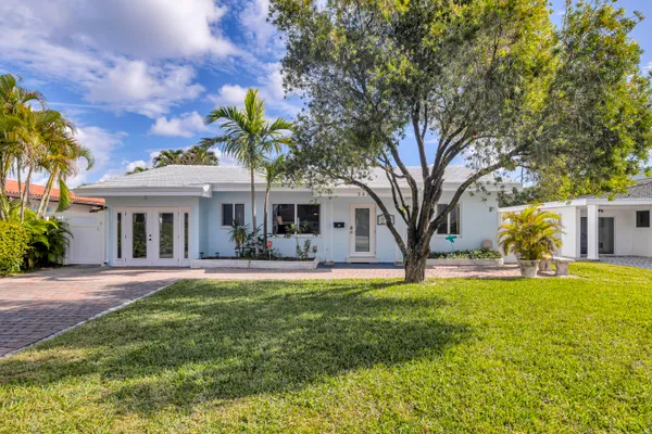 $5,700 | 348 Southeast 18th Avenue, Deerfield Beach, FL 33441