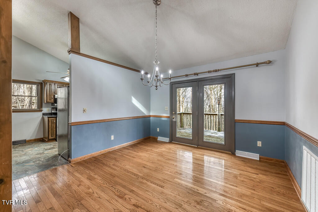 2201 Nantucket Road Johnson City, TN 37604 - Photo 13 of 64 2201 Nantucket Rd-9-XL