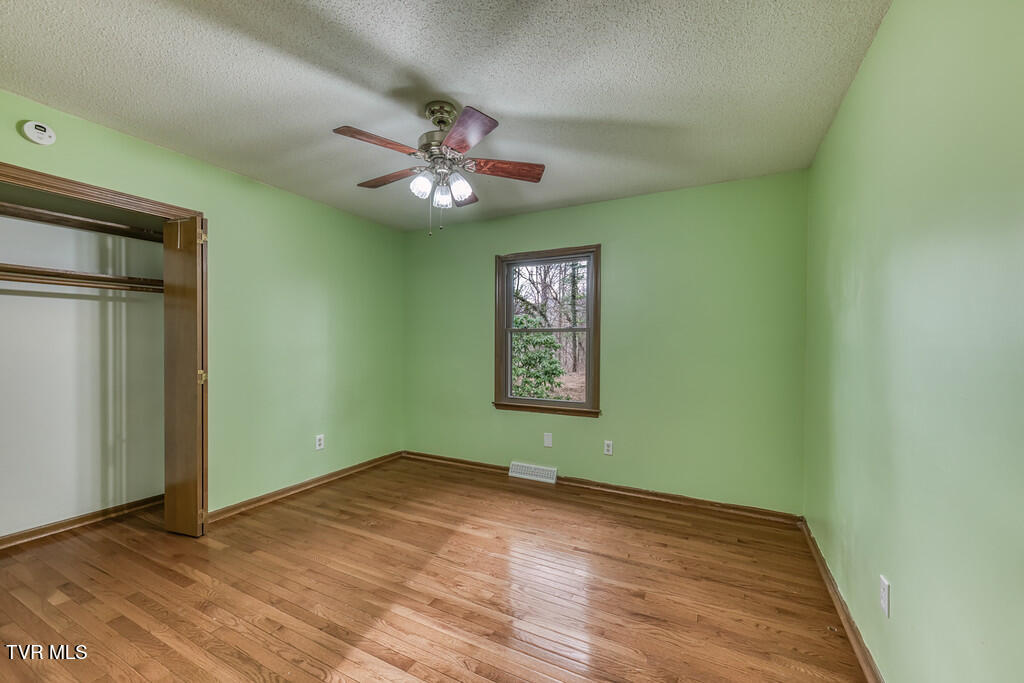 2201 Nantucket Road Johnson City, TN 37604 - Photo 30 of 64 2201 Nantucket Rd-27-XL