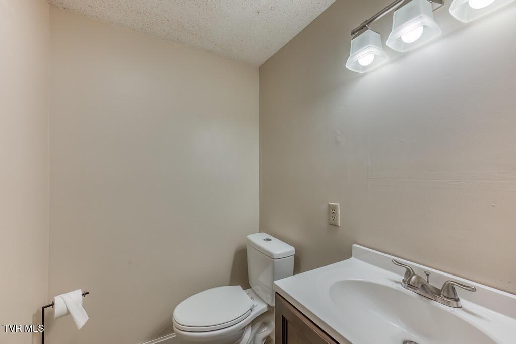 2201 Nantucket Road Johnson City, TN 37604 - Photo 35 of 64 2201 Nantucket Rd-32-XL