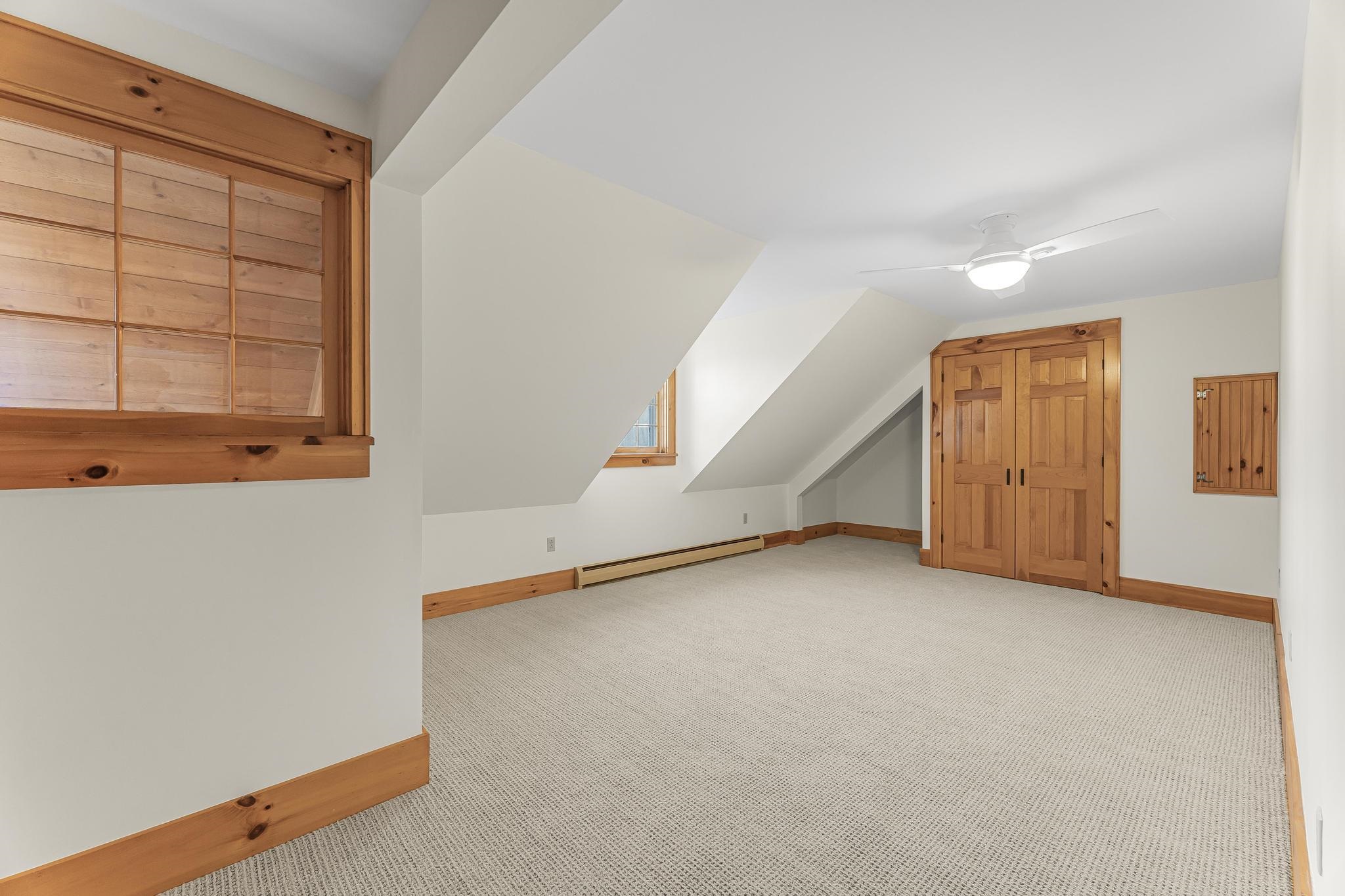 583 Hapgood Pond Road Peru, VT 05152 - Photo 19 of 39