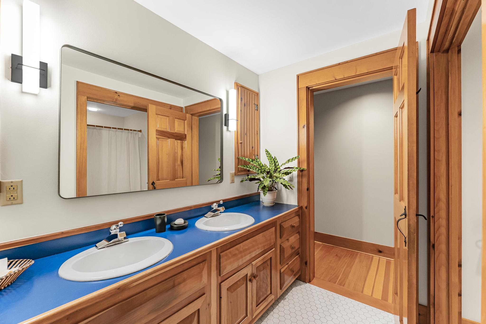 583 Hapgood Pond Road Peru, VT 05152 - Photo 20 of 39