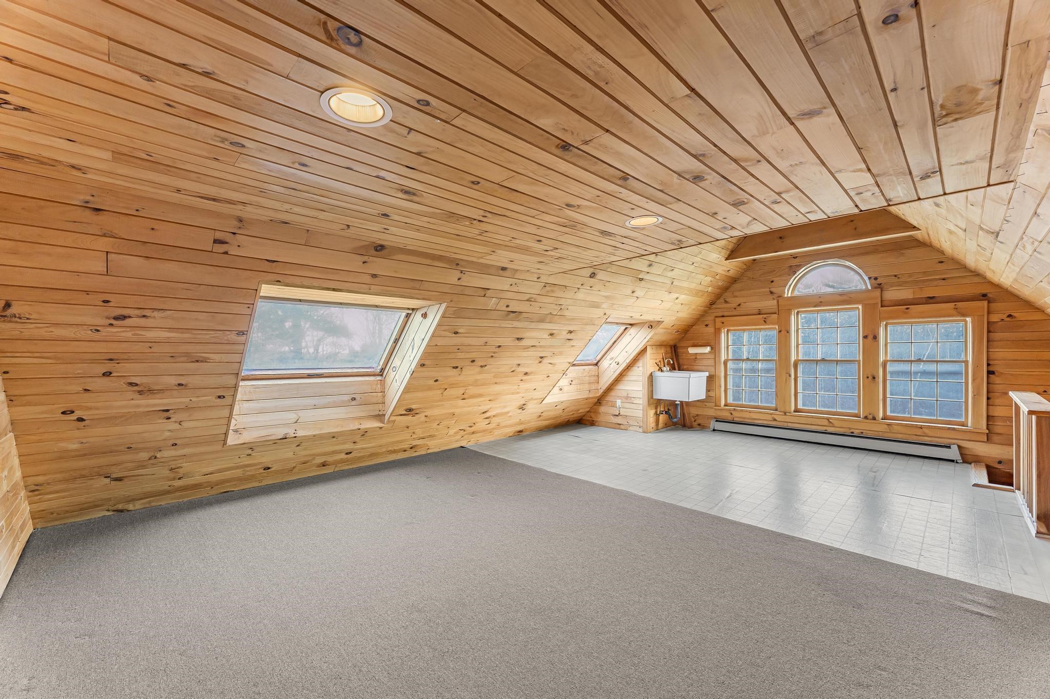 583 Hapgood Pond Road Peru, VT 05152 - Photo 21 of 39