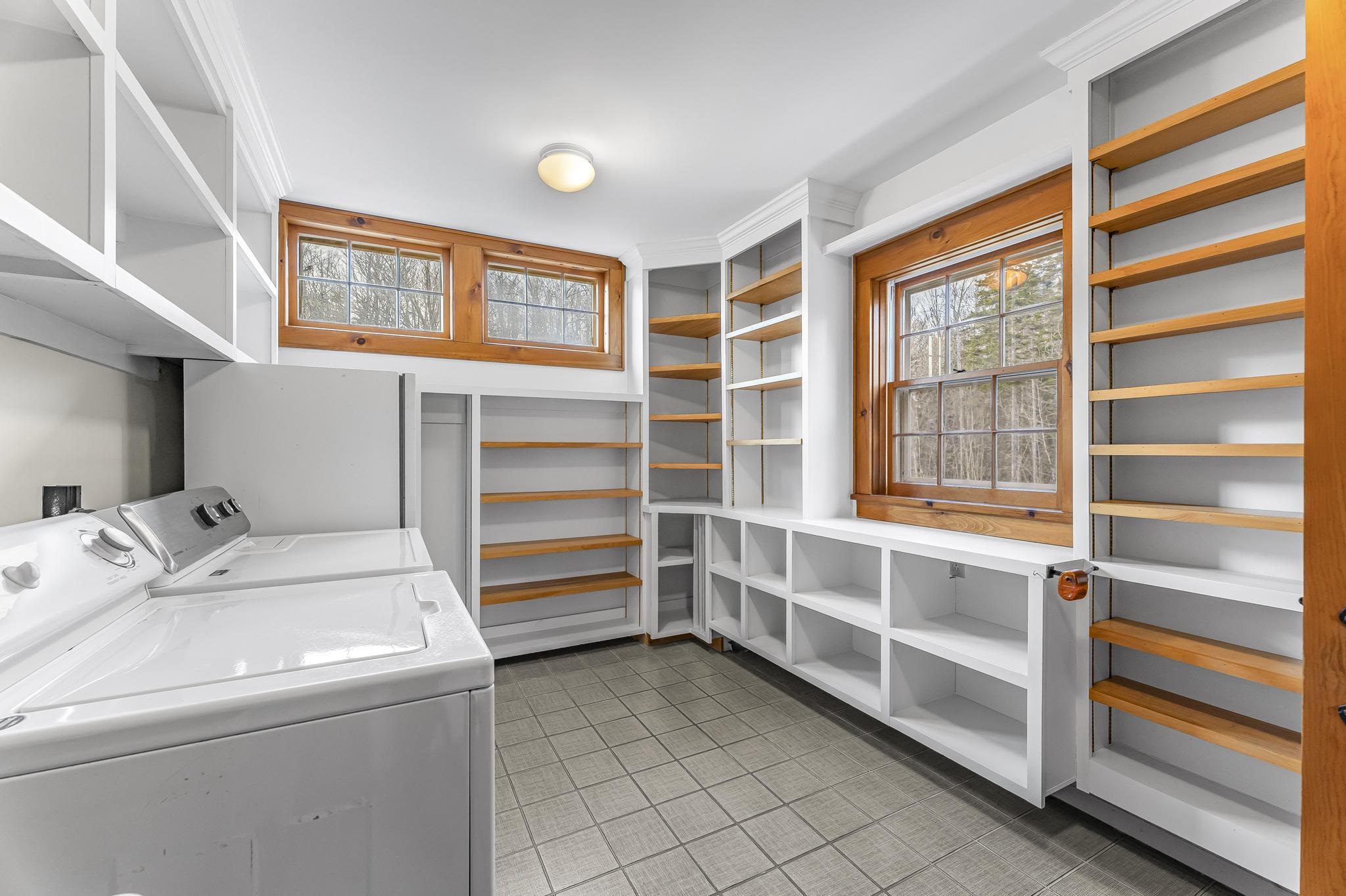 583 Hapgood Pond Road Peru, VT 05152 - Photo 4 of 39