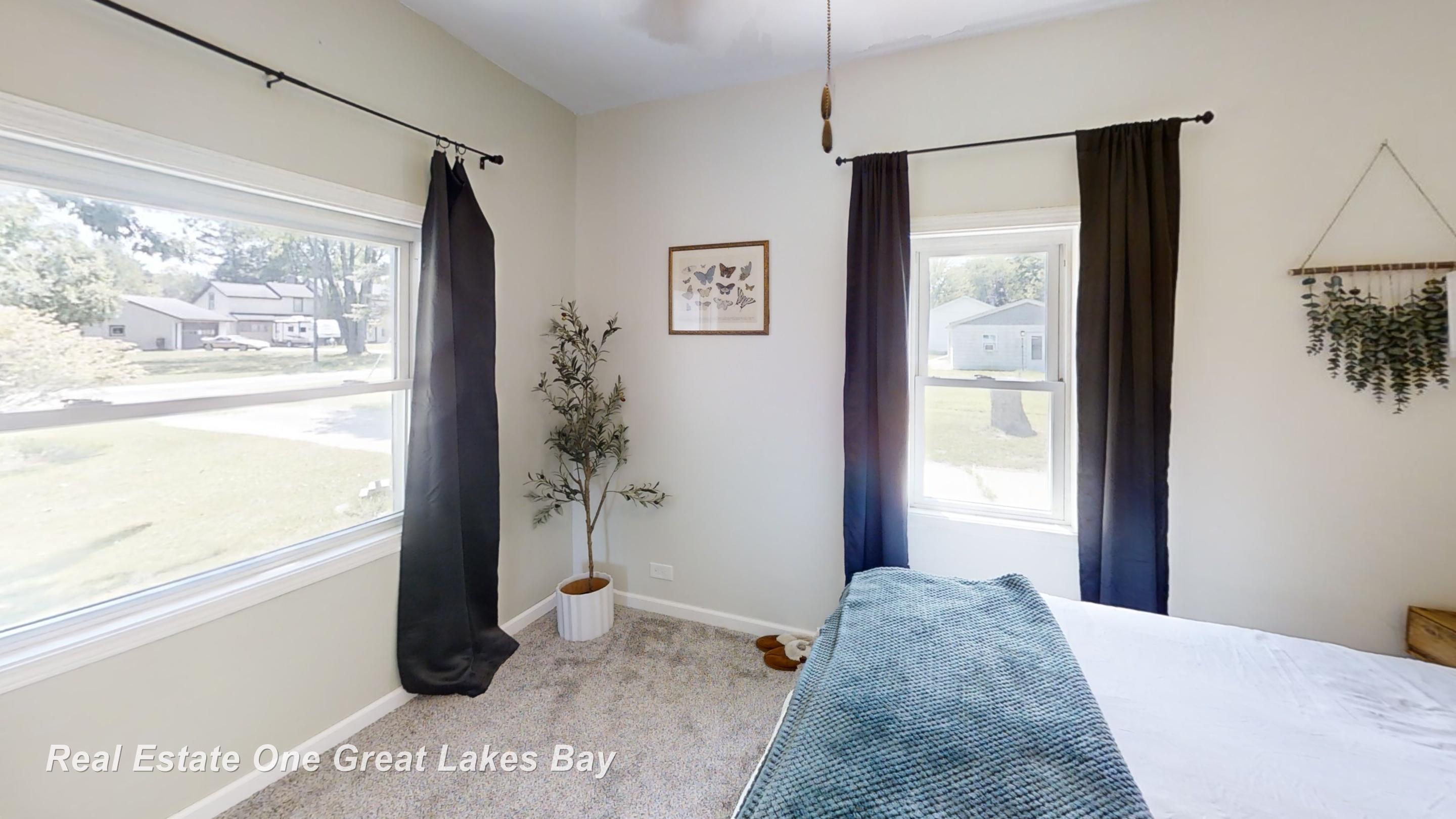 3858 Clutier Road Saginaw, MI 48601 - Photo 9 of 17