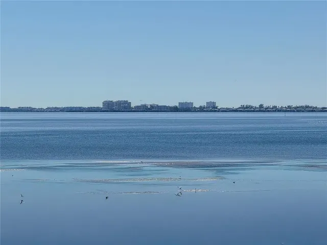 $779,000 | 4565 Bay Club Drive, Unit 27, Bradenton, FL 34210