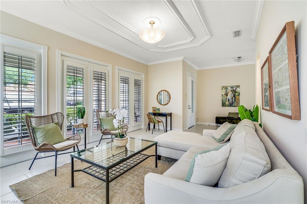 4796 Martinique Way Naples, FL 34119 - Photo 5 of 17