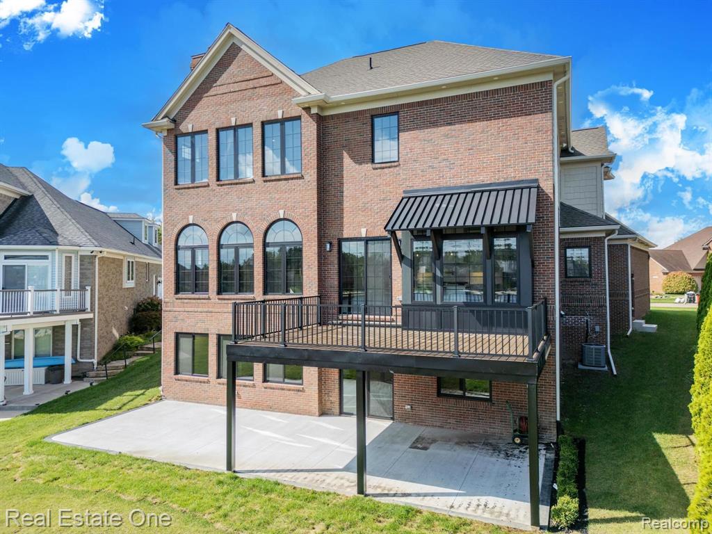 52430 Silent Ridge Drive Chesterfield, MI 48051 - Photo 5 of 91