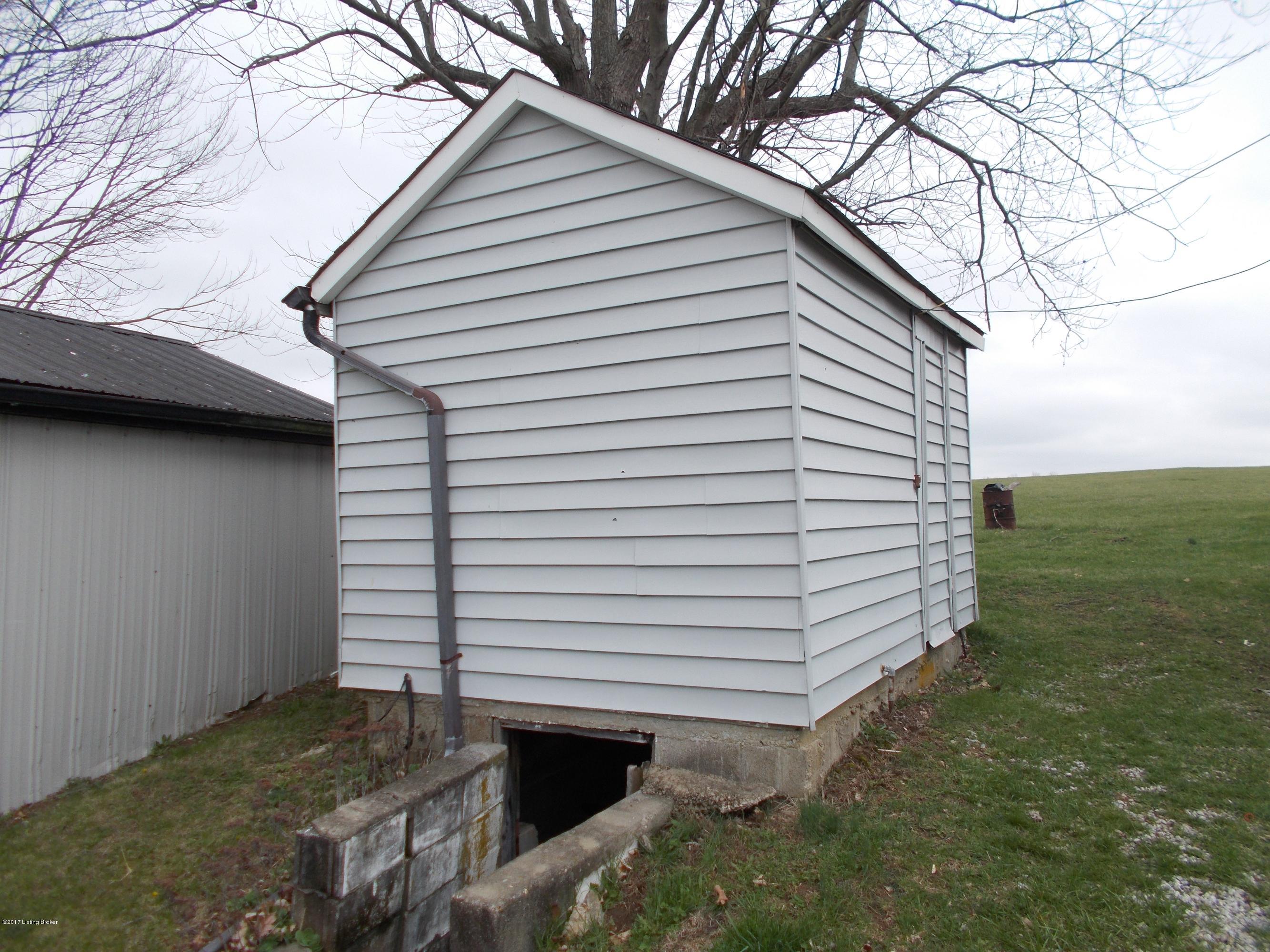 570 Jackson Road New Castle, KY 40050 - Photo 8 of 40 Storage bldg.