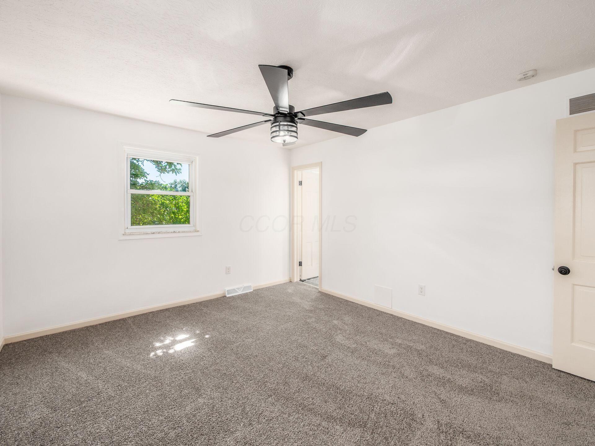856 Cummington Road Columbus, OH 43213 - Photo 45 of 75 036_6b26_A 856 Cummington 104
