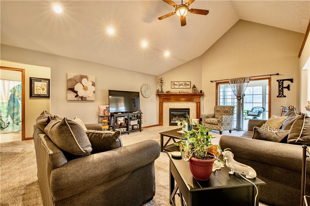 6785 Hall Road Plainfield, IN 46168 - Photo 4 of 30