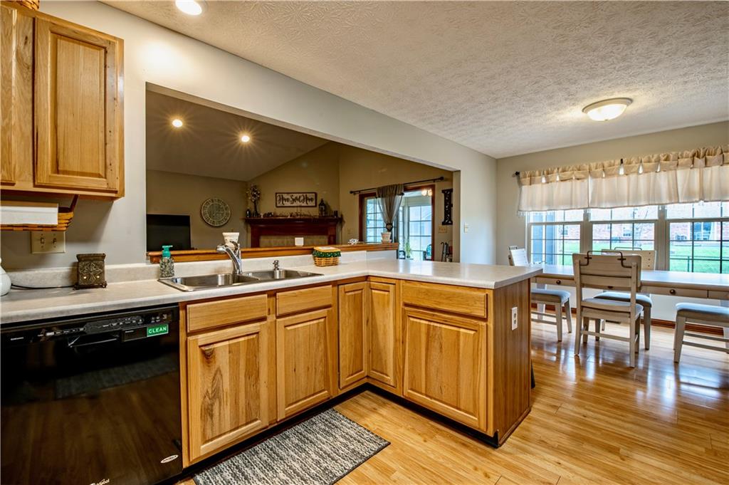 6785 Hall Road Plainfield, IN 46168 - Photo 7 of 30