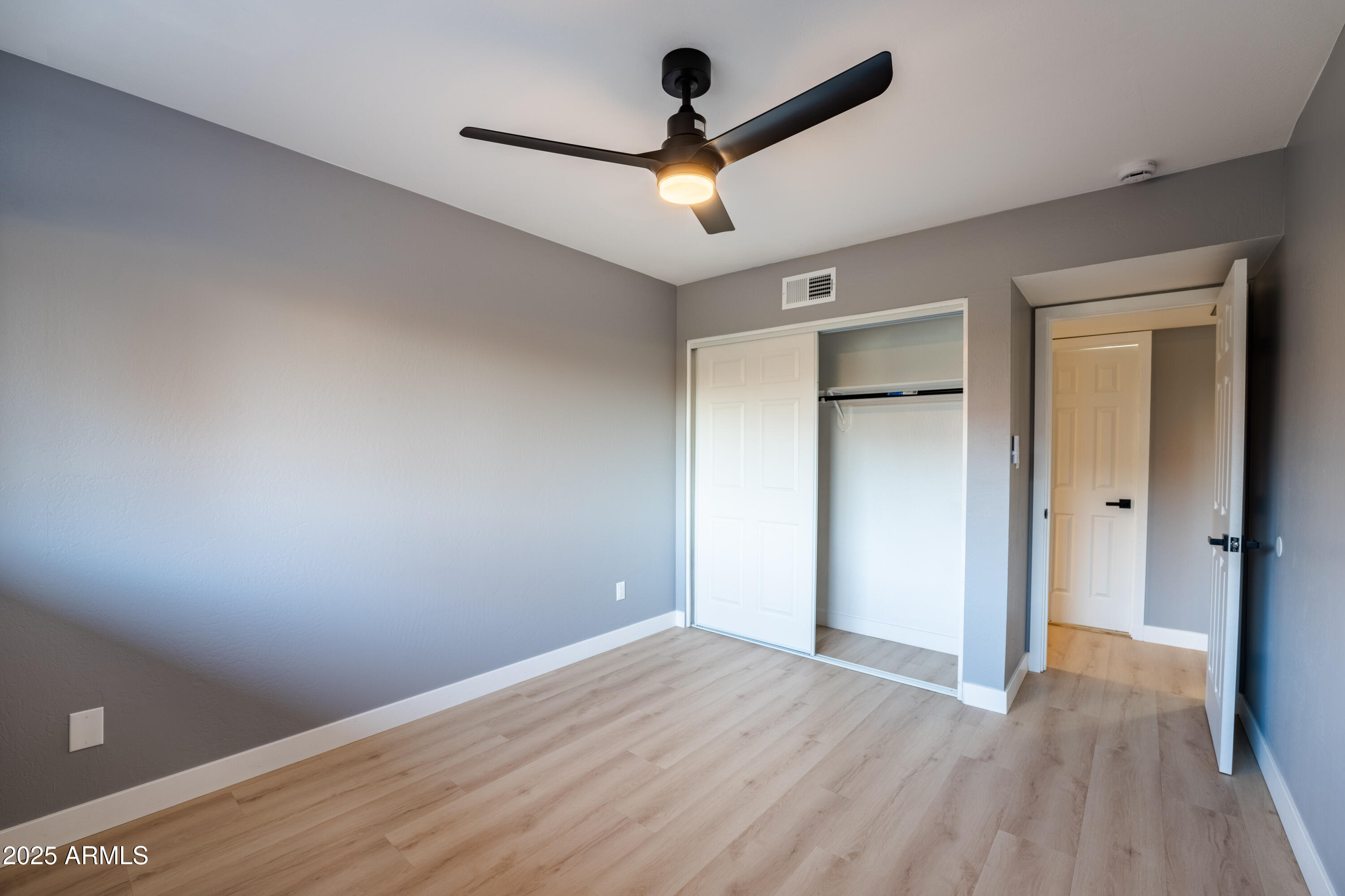 1743 West Butler Drive Phoenix, AZ 85021 - Photo 12 of 36 DSC01675-HDR