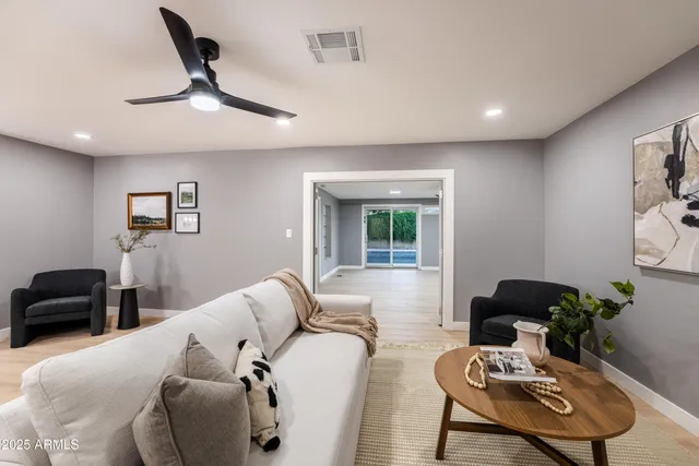 $649,900 | 1743 West Butler Drive, Phoenix, AZ 85021