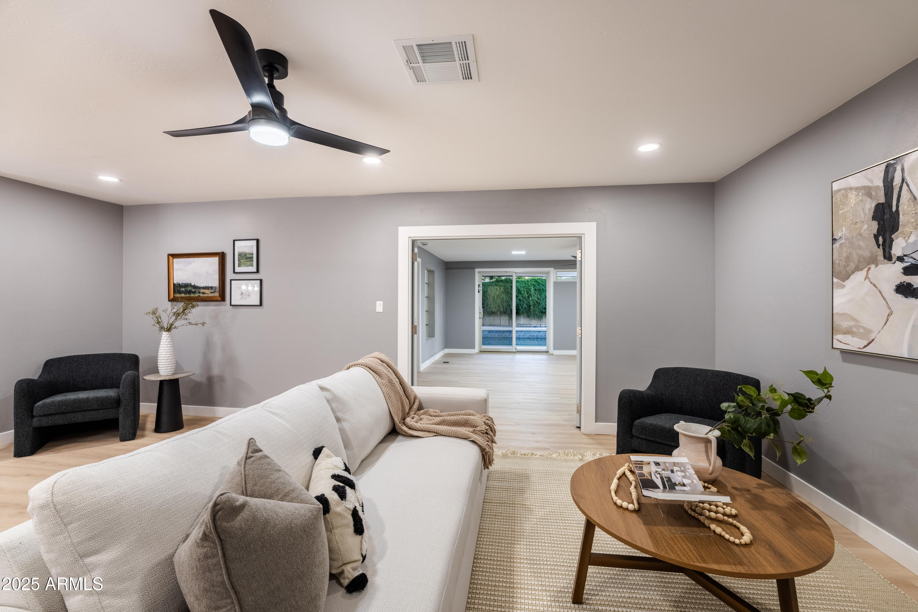 1743 West Butler Drive Phoenix, AZ 85021 - Photo 29 of 36 DSC01765-HDR