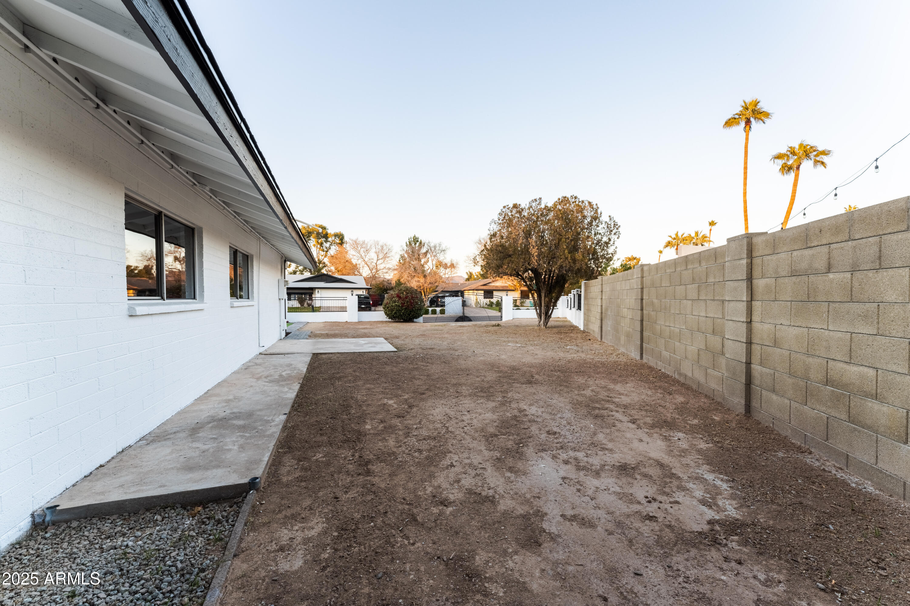 1743 West Butler Drive Phoenix, AZ 85021 - Photo 35 of 36 DSC01845-HDR